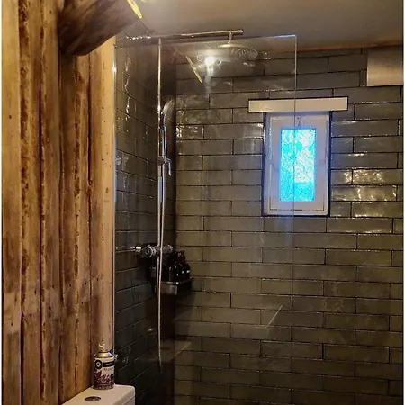 Unieke Trekkershut *